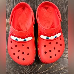 Kids Sz 6/8 lightning McQueen Crocs Like New